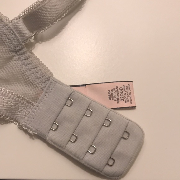 Victoria Secret Dream Angels Push Up 32DDD - Picture 3 of 6